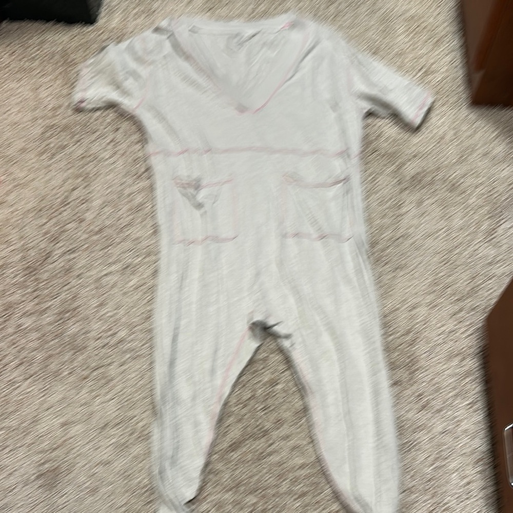 NATURAL LIFE White Jumpsuit with V-Neck and Textured Fabric